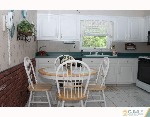 160 Old Forge Road Monroe Township, NJ 08831 - Photo 3 of 8 Gallery Image 3