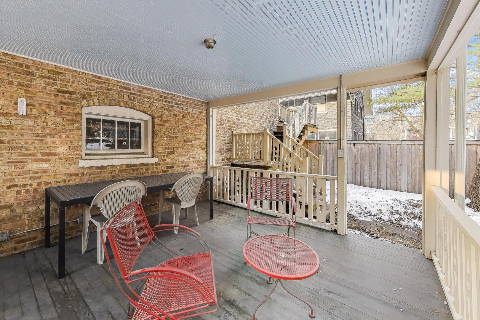 1632 Wesley Avenue Evanston, IL 60201 - Photo 18 of 25