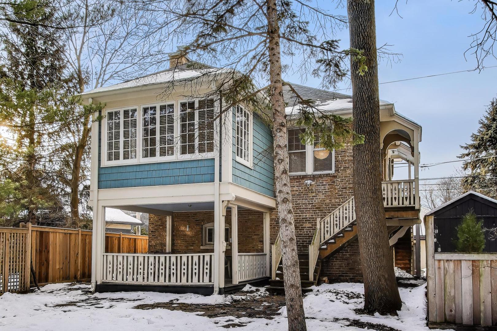 1632 Wesley Avenue Evanston, IL 60201 - Photo 2 of 25