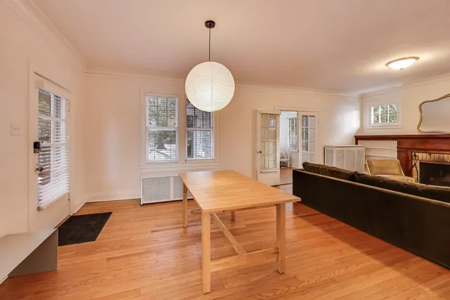 $2,950 | 1632 Wesley Avenue, Evanston, IL 60201