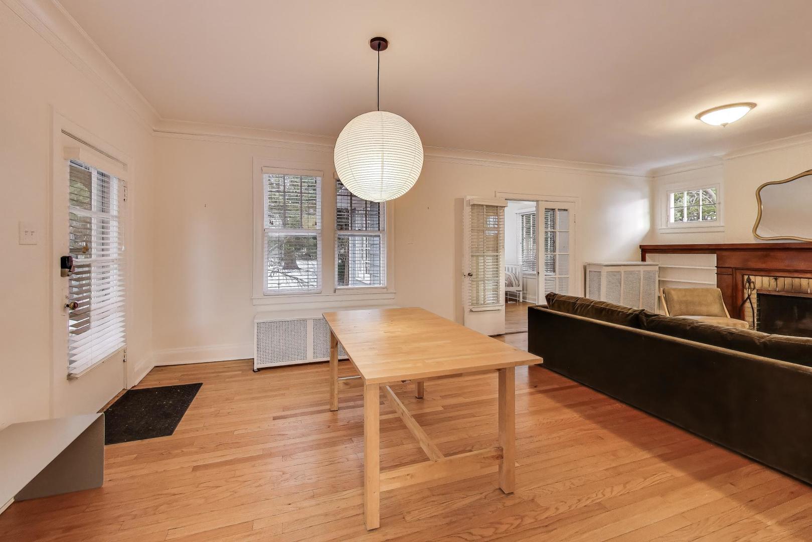 1632 Wesley Avenue Evanston, IL 60201 - Photo 6 of 25