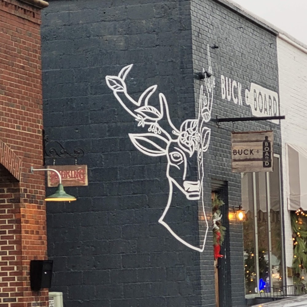 311 West 13th Street Columbia, TN 38401 - Photo 43 of 47 a front view of a building with entryway