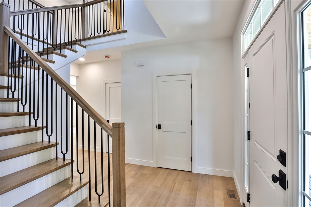 29 Cox Street Hudson, MA 01749 - Photo 21 of 36