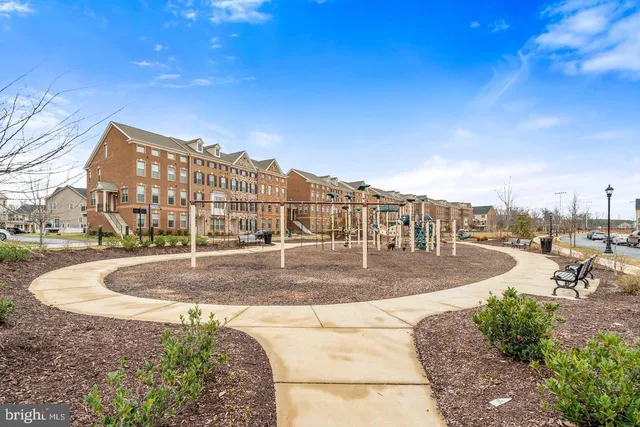 $3,650 | 22476 Cambridgeport Square, Ashburn, VA 20148