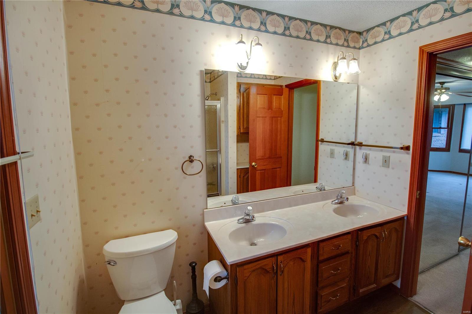 4525 Moonlight Way Alton, IL 62002 - Photo 17 of 28