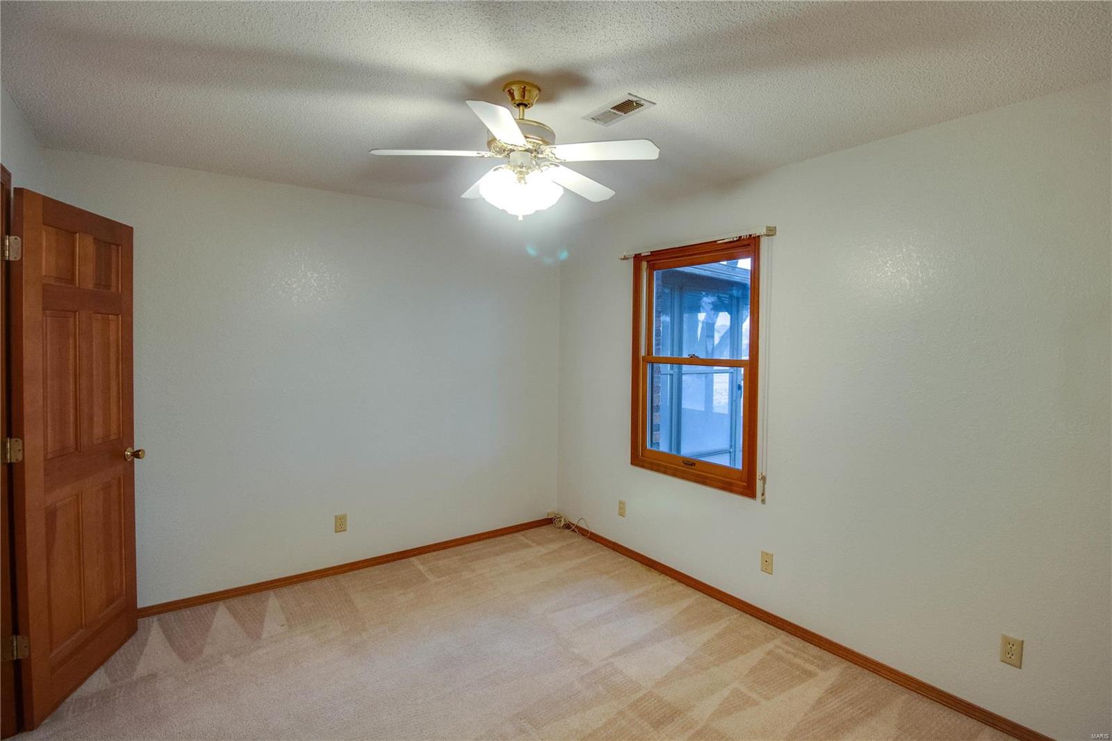 4525 Moonlight Way Alton, IL 62002 - Photo 18 of 28