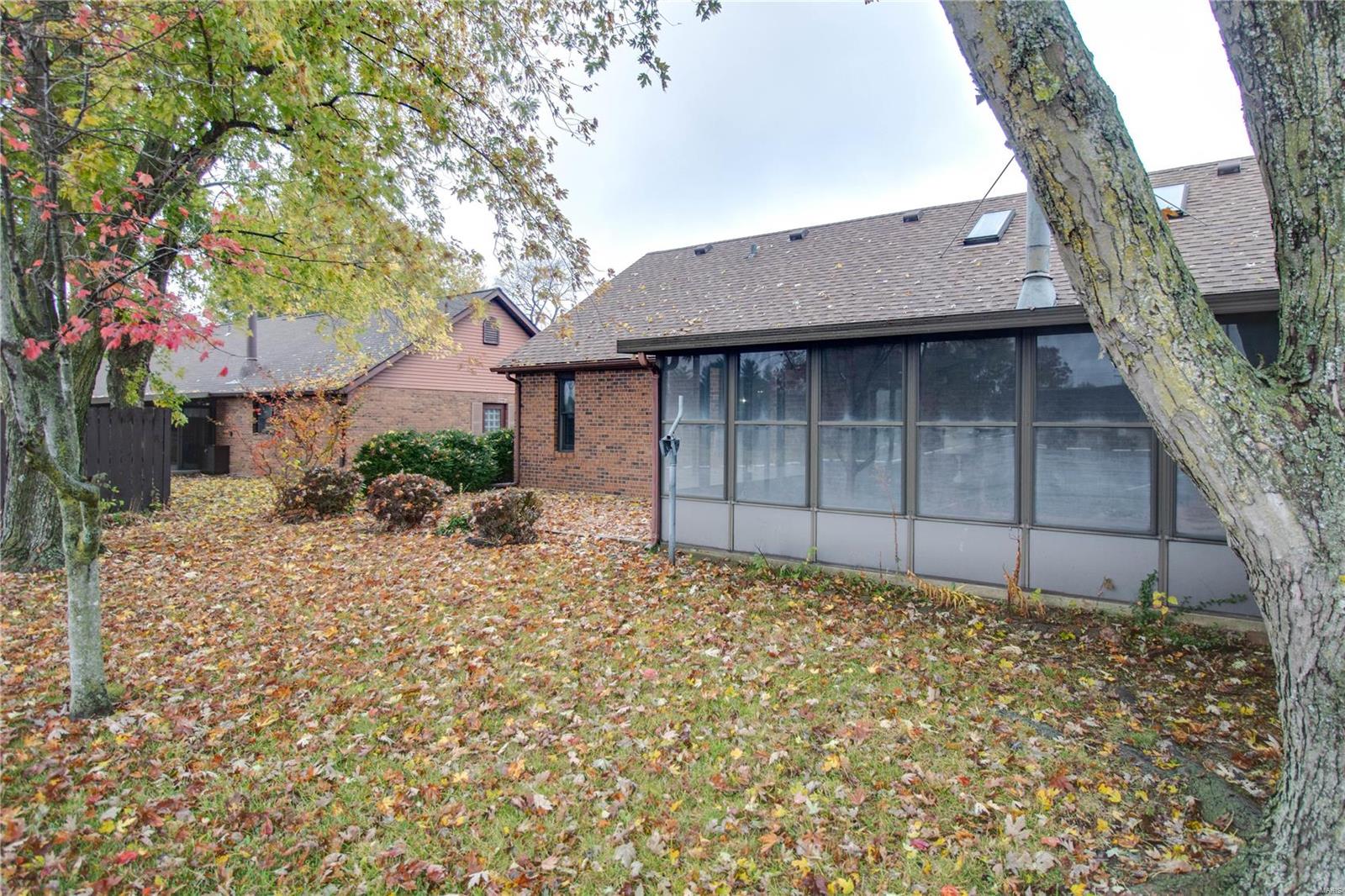 4525 Moonlight Way Alton, IL 62002 - Photo 26 of 28