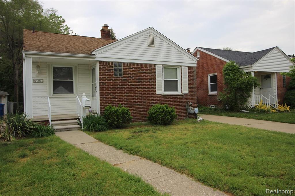 24080 Colgate Street Dearborn Heights, MI 48125 - Photo 1 of 32
