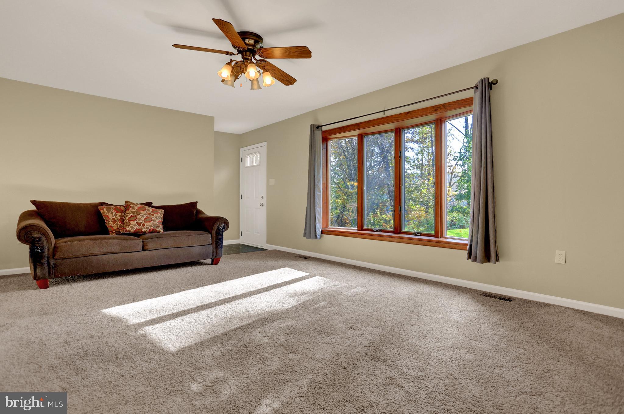 5679 Stambaugh Road Spring Grove, PA 17362 - Photo 5 of 42