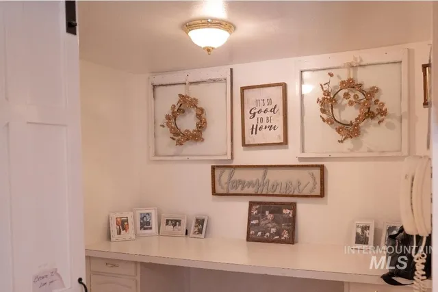 $875,000 | 650 West 800 S Road, Burley, ID 83318