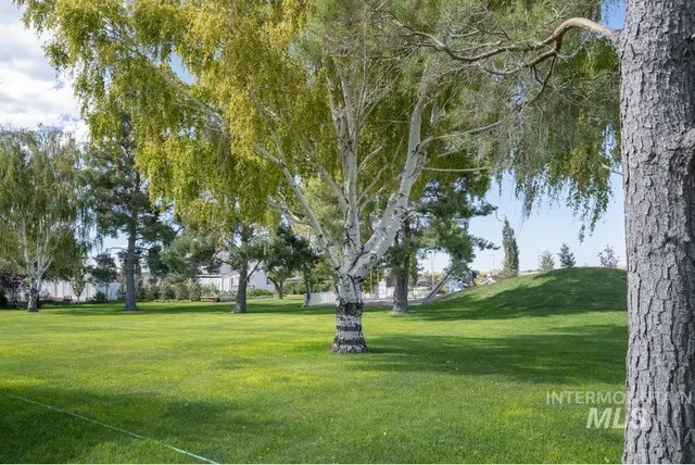 $875,000 | 650 West 800 S Road, Burley, ID 83318