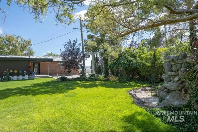 $875,000 | 650 West 800 S Road, Burley, ID 83318