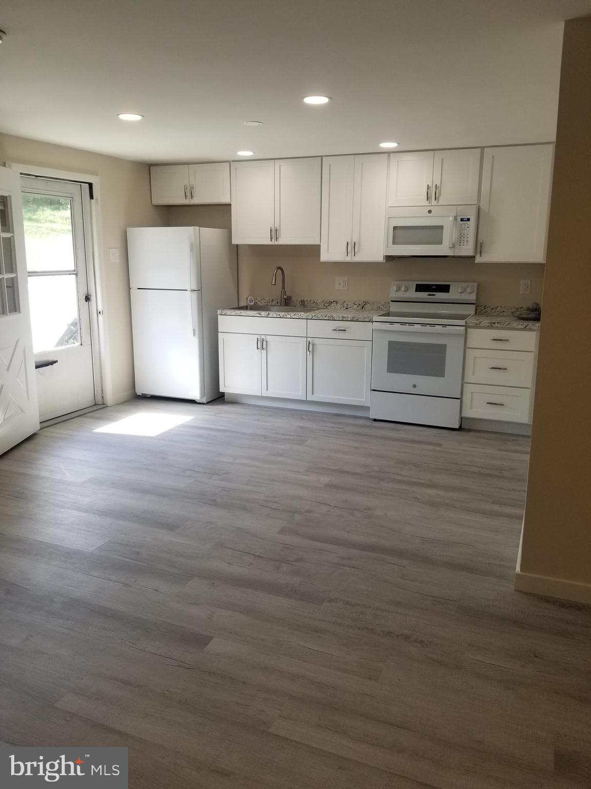 163 B Passmore Road Bechtelsville, PA 19505 - Photo 4 of 10