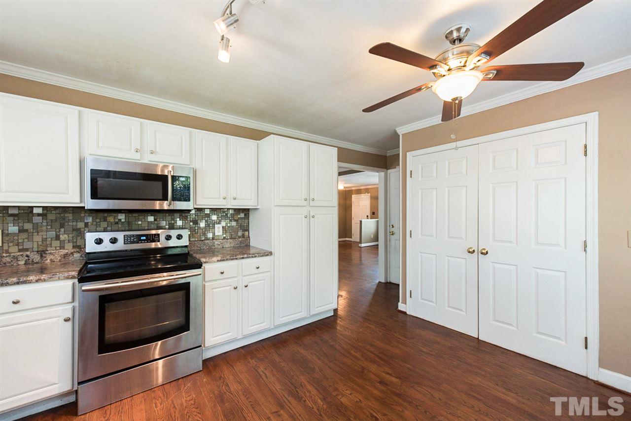 4221 Birmingham Way Raleigh, NC 27604 - Photo 9 of 20