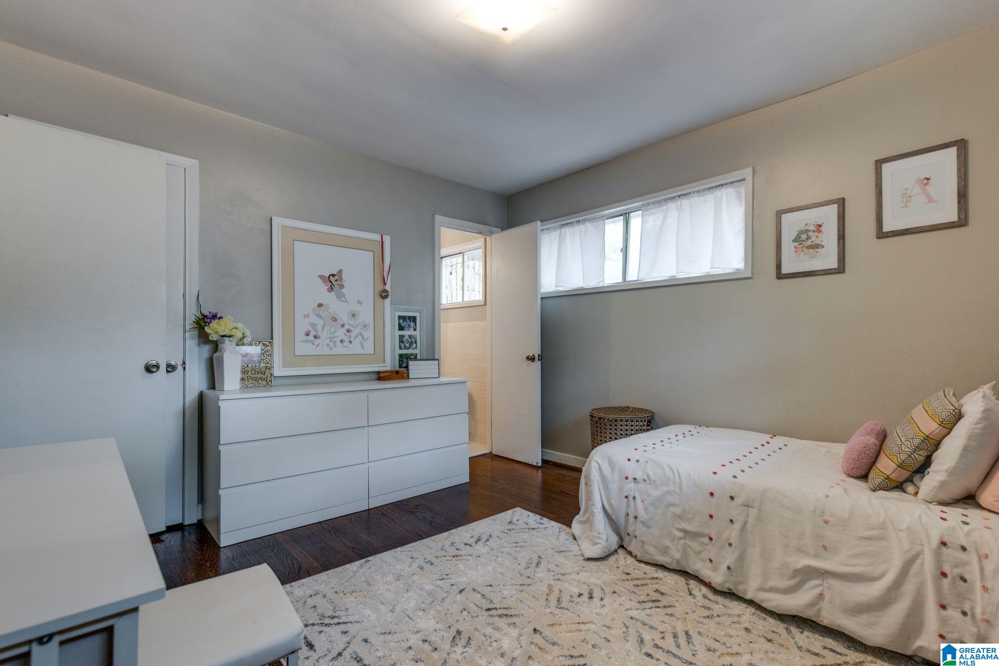 1082 Columbiana Road Birmingham, AL 35209 - Photo 23 of 32