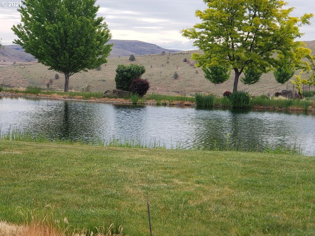 1439 Fish Tail Road Maupin, OR 97037 - Photo 1 of 9 Gallery Image 1