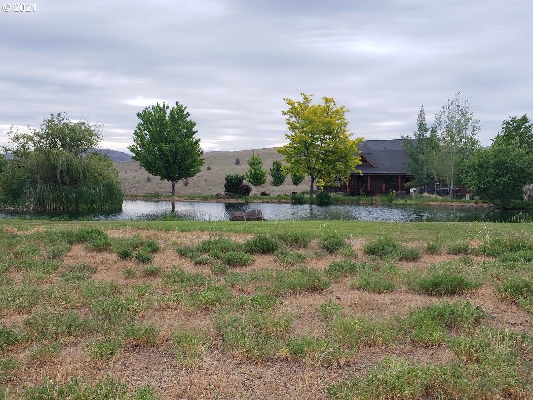 1439 Fish Tail Road Maupin, OR 97037 - Photo 3 of 9 Gallery Image 3