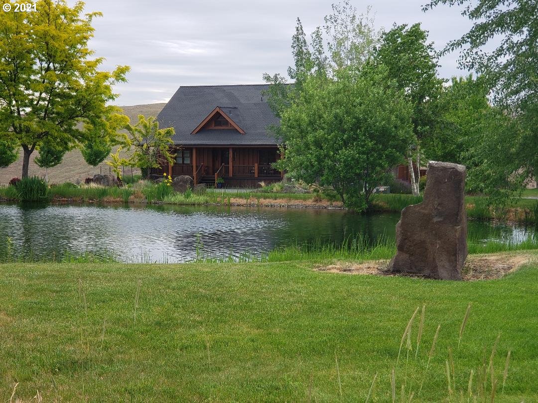 1439 Fish Tail Road Maupin, OR 97037 - Photo 4 of 9 Gallery Image 4