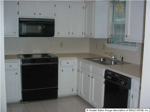 9007 Highland Road, Unit 32 Baton Rouge, LA 70810 - Photo 5 of 7