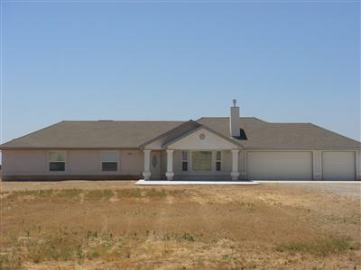 NOT ACTUAL PHOTO OF HOUSE... SHOWS WHAT THE 1900 SQFT LOOKS LIKE.