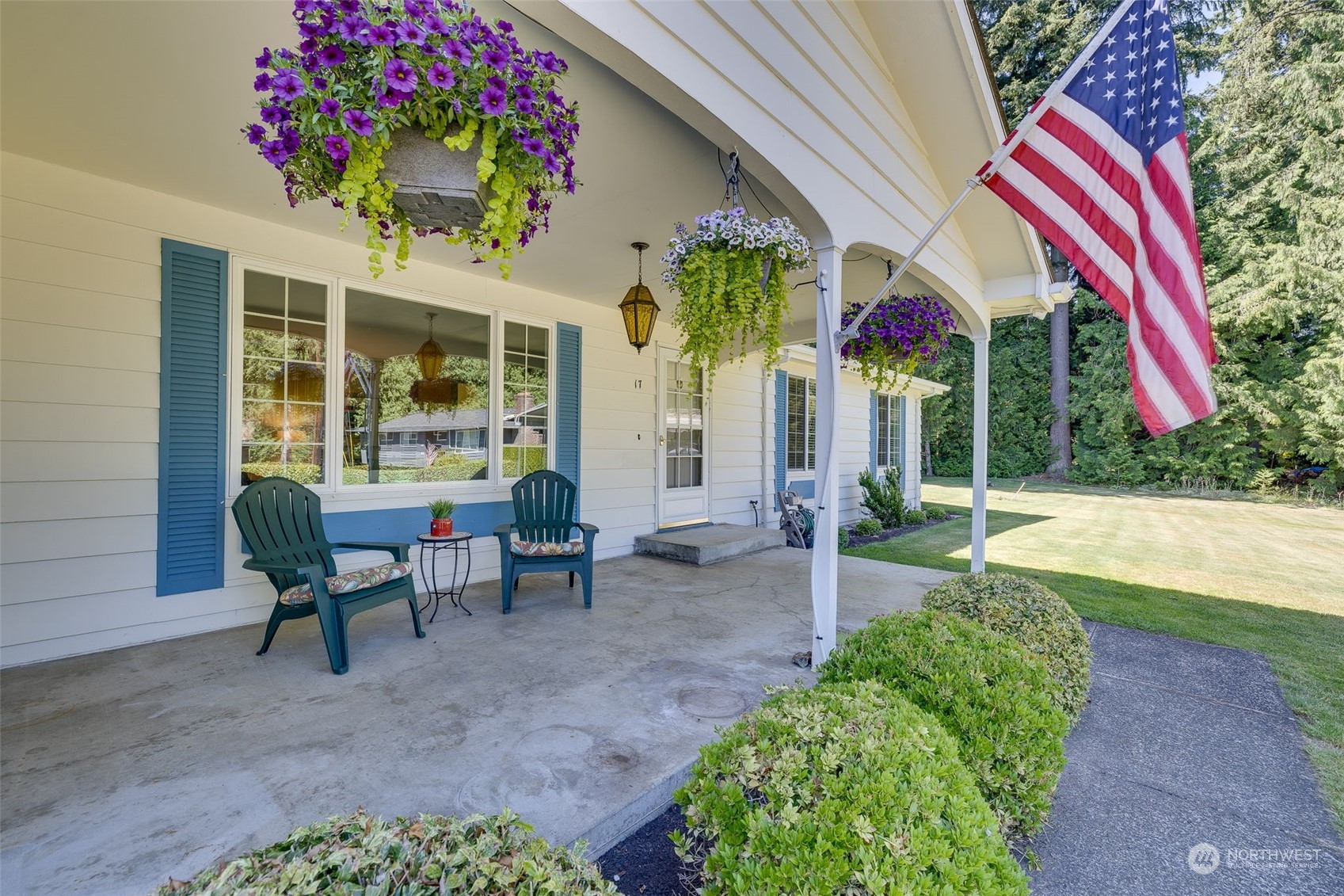 17 156th Place Southeast Bothell, WA 98012 - Photo 2 of 34 Gallery Image 2