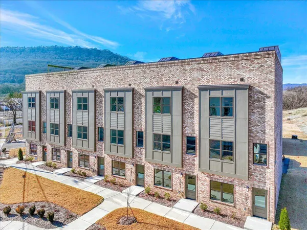 $509,000 | 1439 Caldwell Lane, Chattanooga, TN 37408