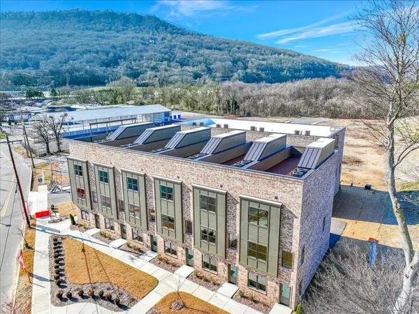 $509,000 | 1439 Caldwell Lane, Chattanooga, TN 37408
