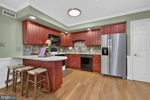 $925,000 | 2270 Glenmore Terrace, Rockville, MD 20850