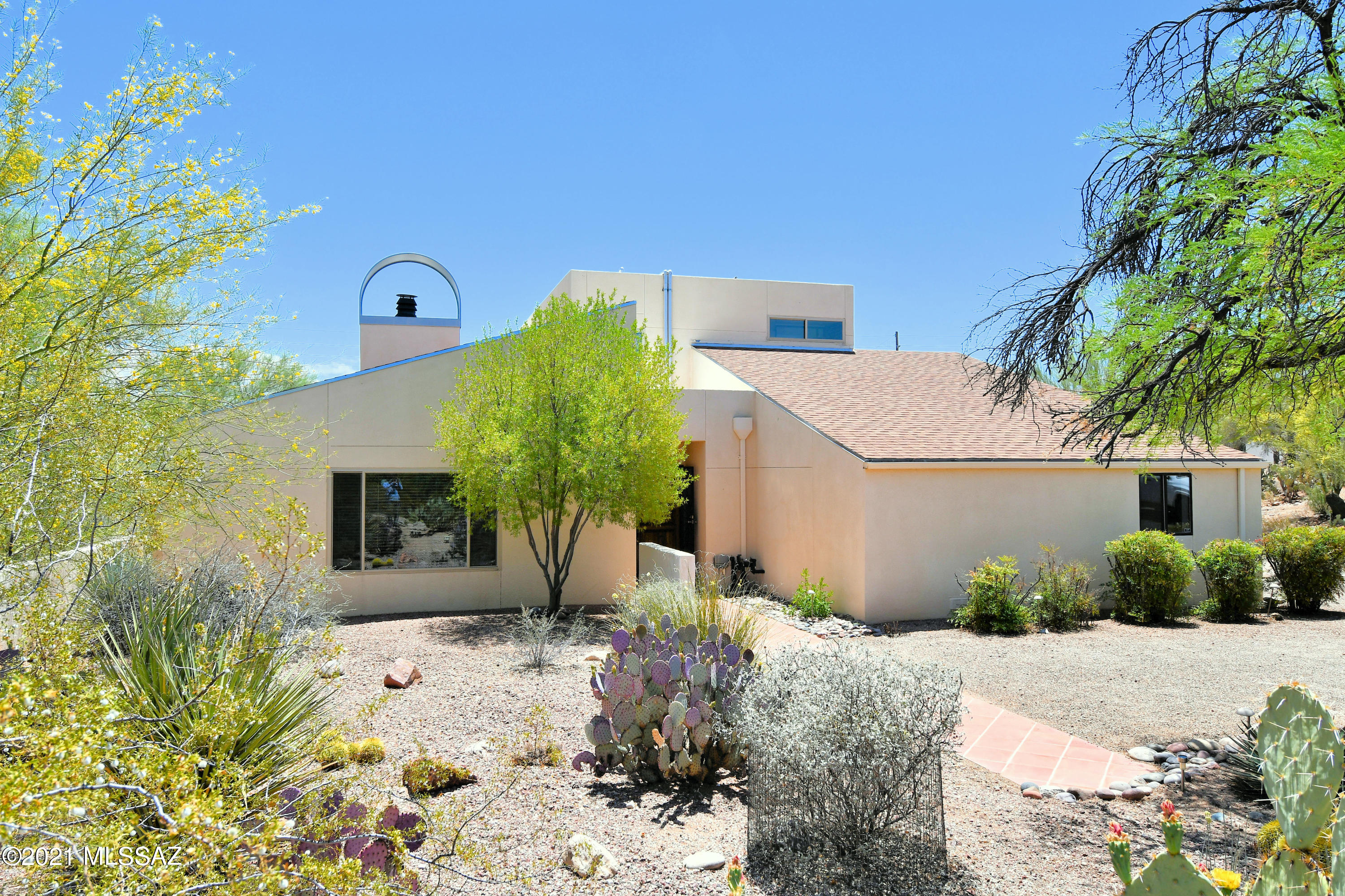 4840 North Valley View Road Tucson, AZ 85718 - Photo 1 of 46 Gallery Image 1
