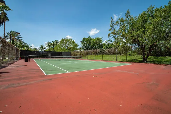 a view of a tennis court