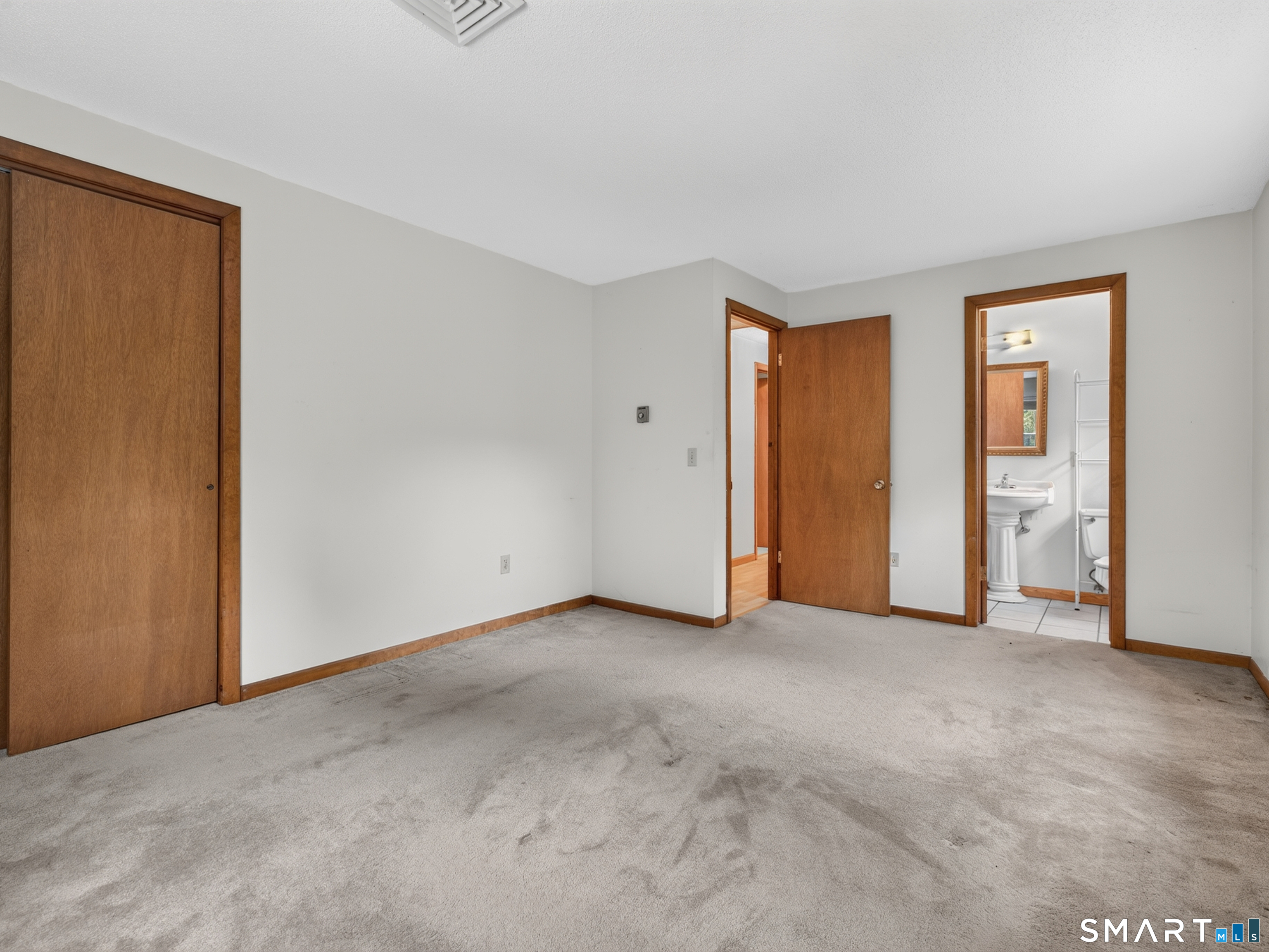 198 Spicer Hill Road Ledyard, CT 06339 - Photo 13 of 24