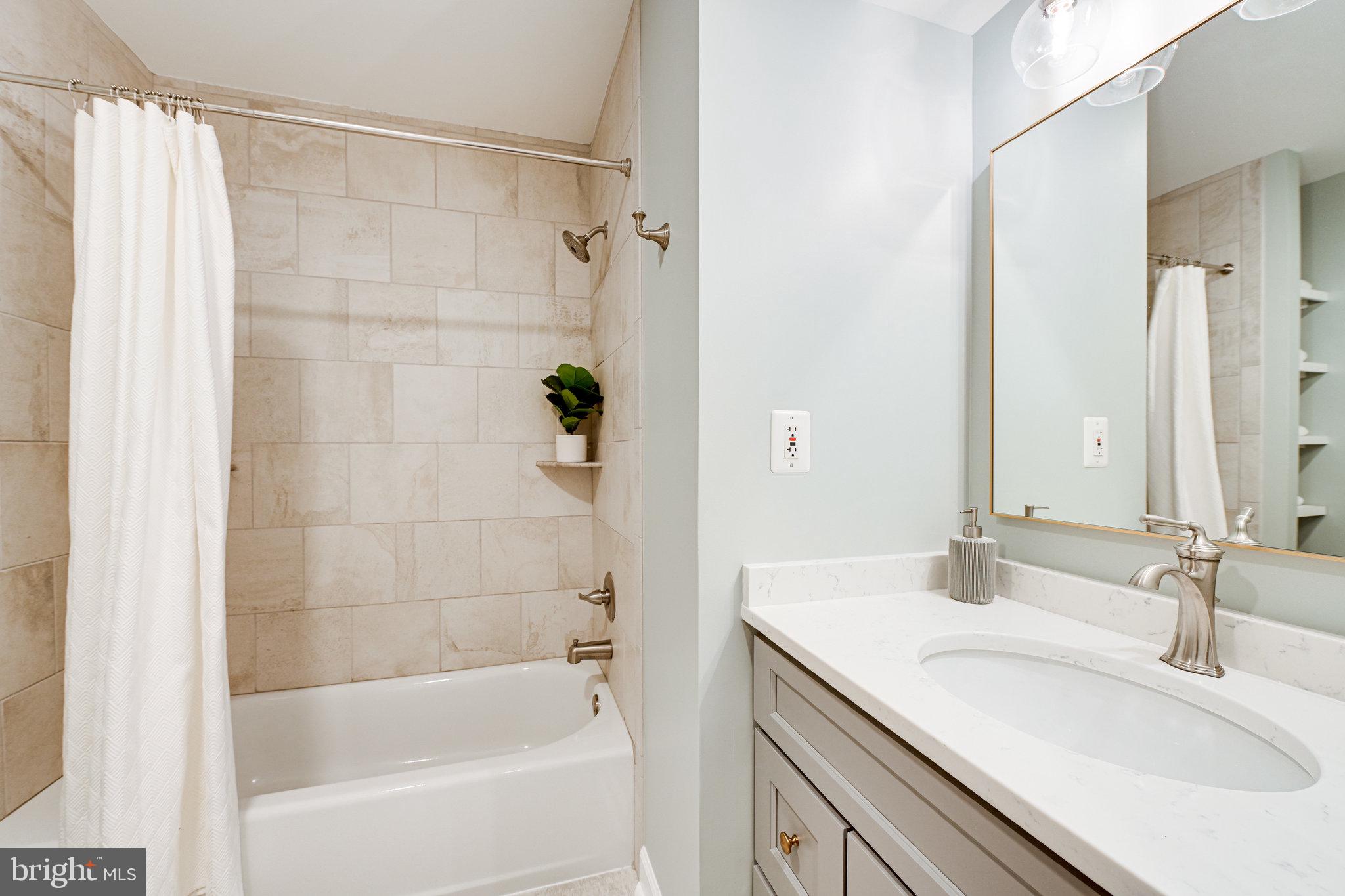 9756 Ranger Road Fairfax, VA 22030 - Photo 18 of 38 Gallery Image 18