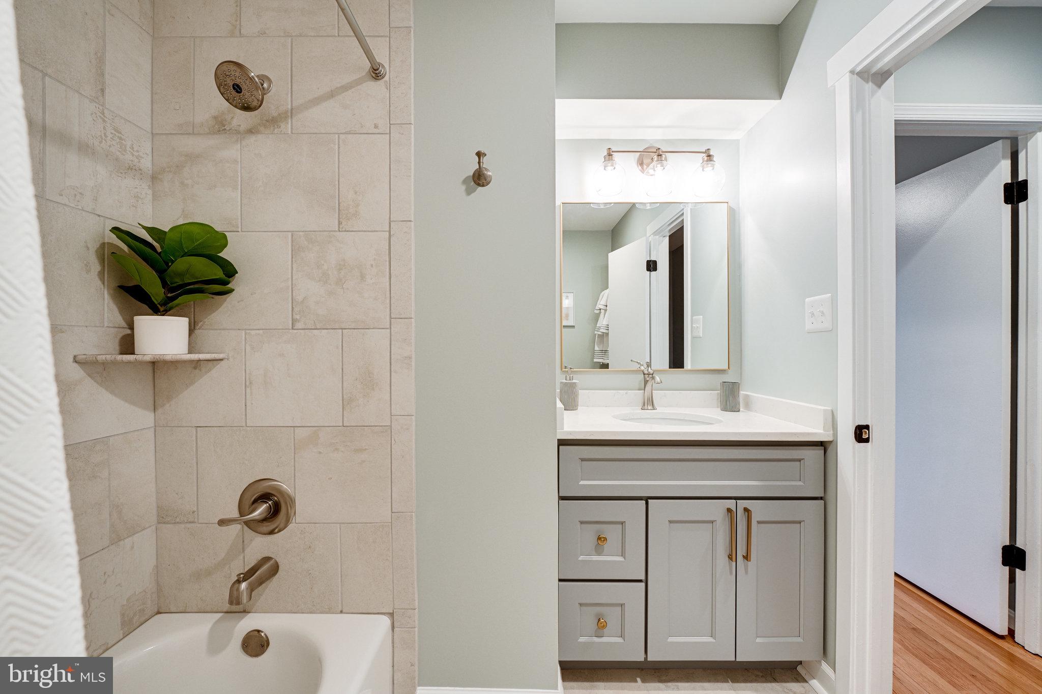 9756 Ranger Road Fairfax, VA 22030 - Photo 19 of 38 Gallery Image 19