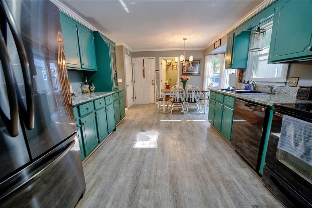 210 King Arthur Drive Anderson, SC 29621 - Photo 8 of 25