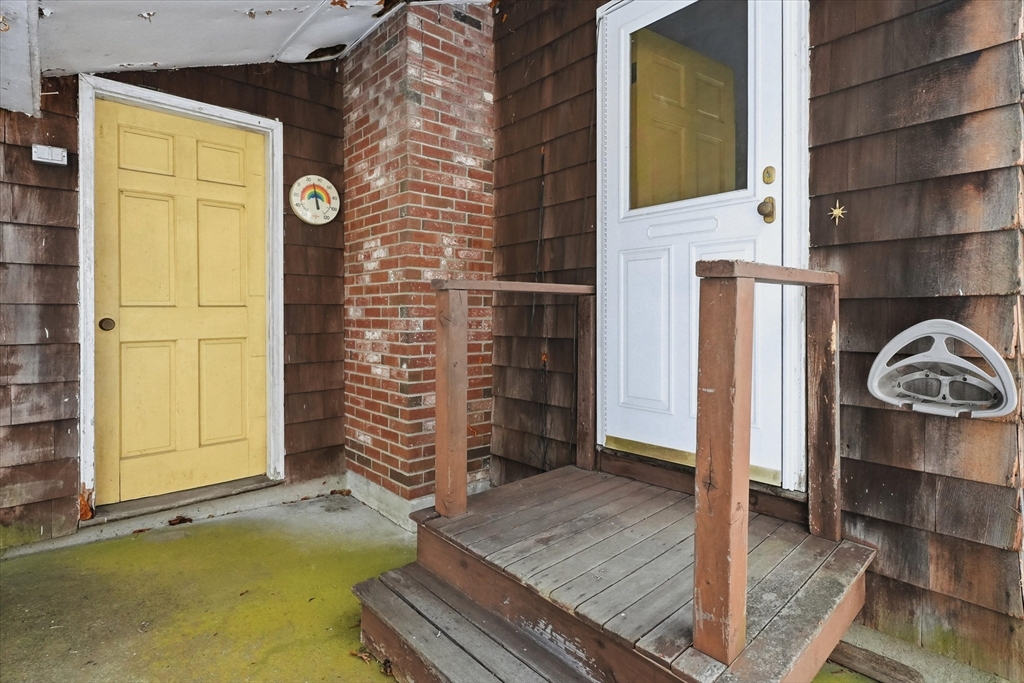 28 Surrey Road Salem, MA 01970 - Photo 30 of 42