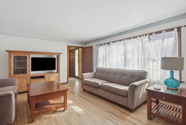 $699,900 | 28 Surrey Road, Salem, MA 01970