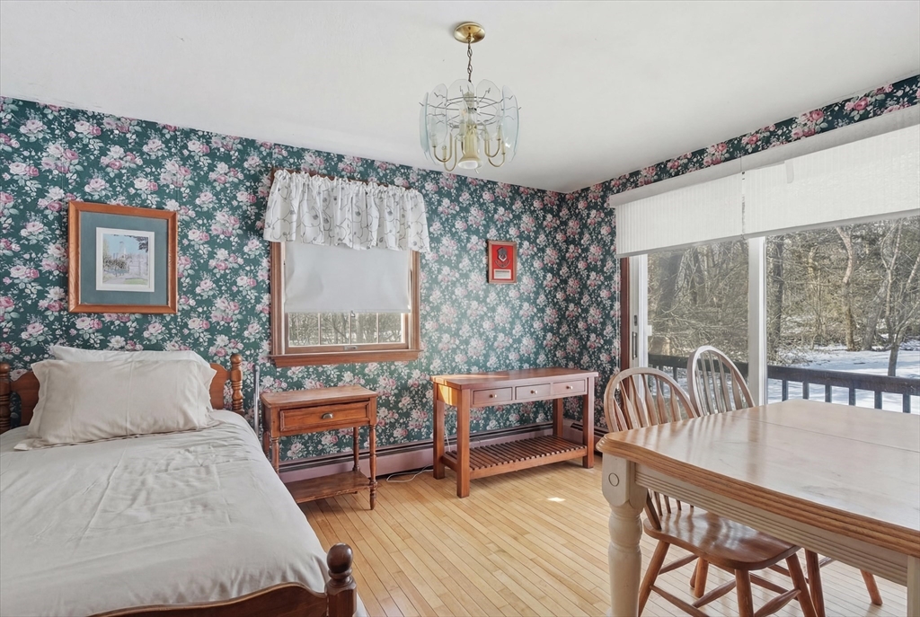 28 Surrey Road Salem, MA 01970 - Photo 10 of 42