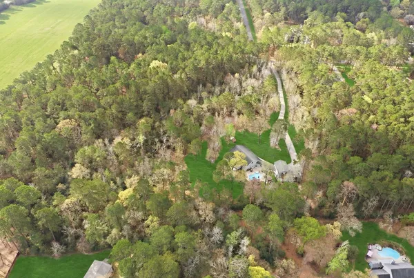 $899,000 | 5222 Ranch Hill Drive, Magnolia, TX 77354
