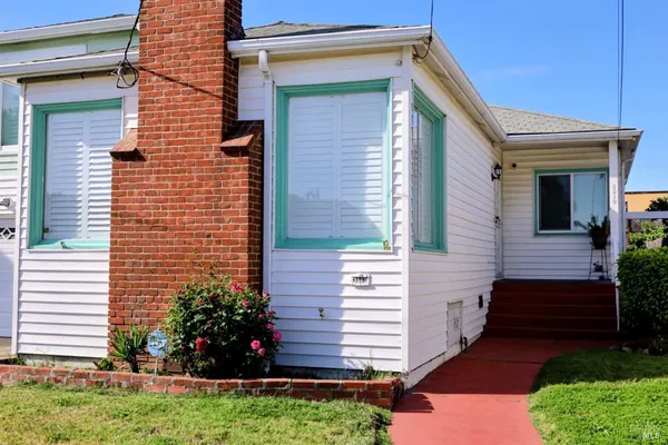 $722,000 | 3519 Roosevelt Avenue, Richmond, CA 94805