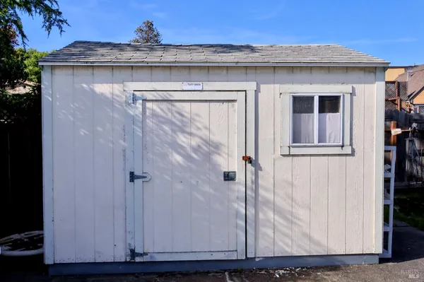 $722,000 | 3519 Roosevelt Avenue, Richmond, CA 94805