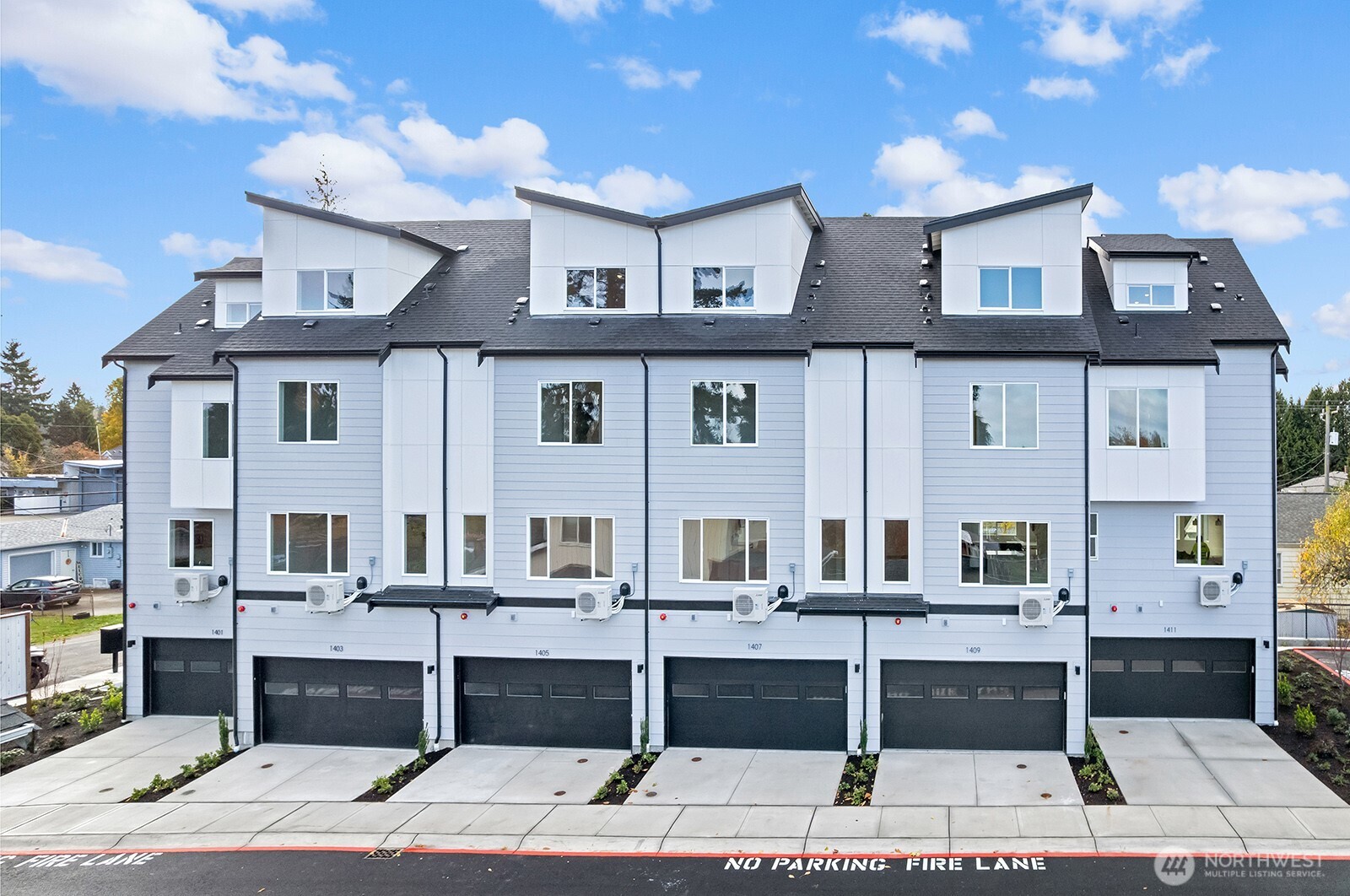 1403 Southwest 111th Lane Seattle, WA 98146 - Photo 1 of 39