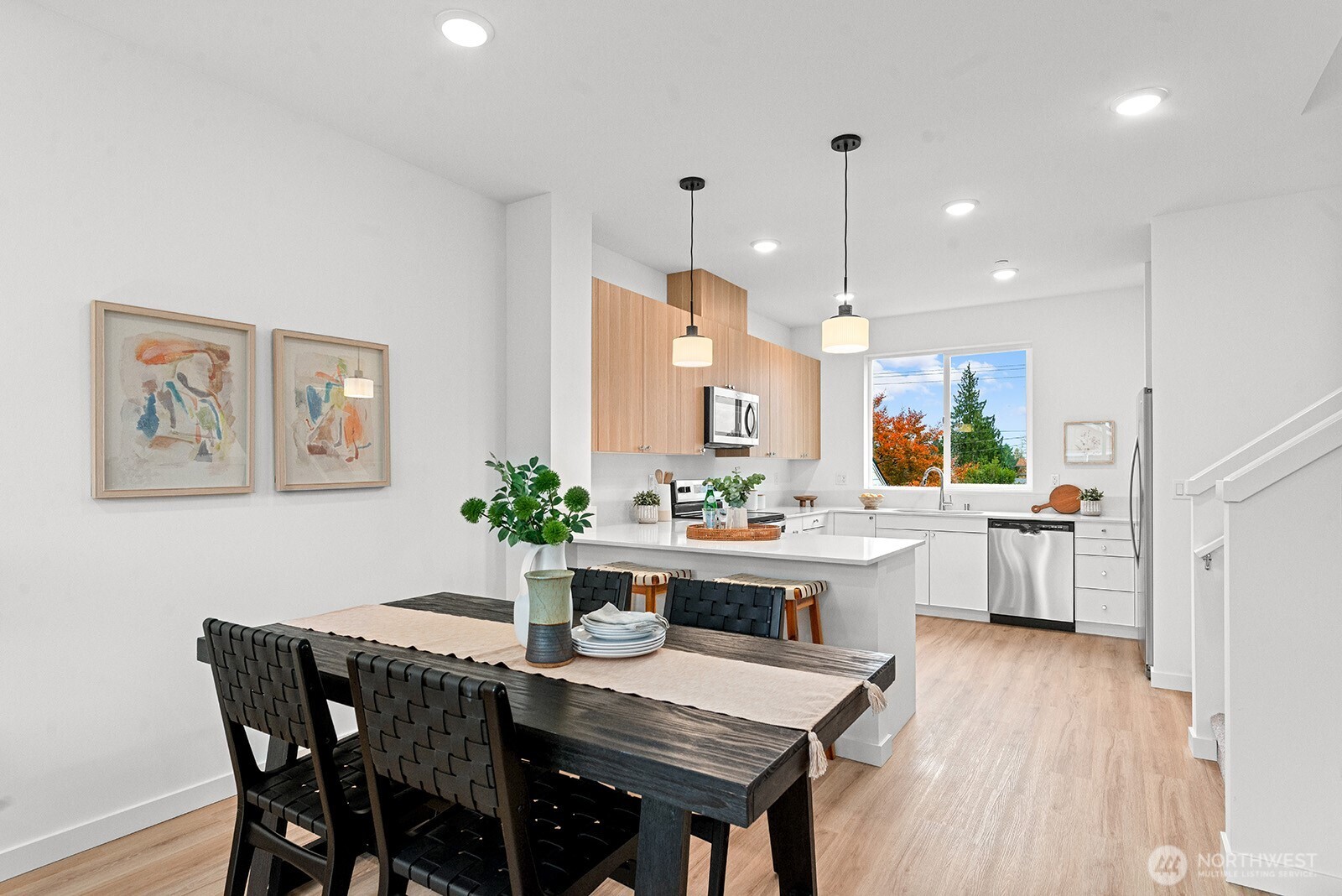 1403 Southwest 111th Lane Seattle, WA 98146 - Photo 13 of 39