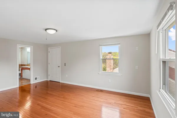 $975,000 | 7425 Mahaska Drive, Derwood, MD 20855