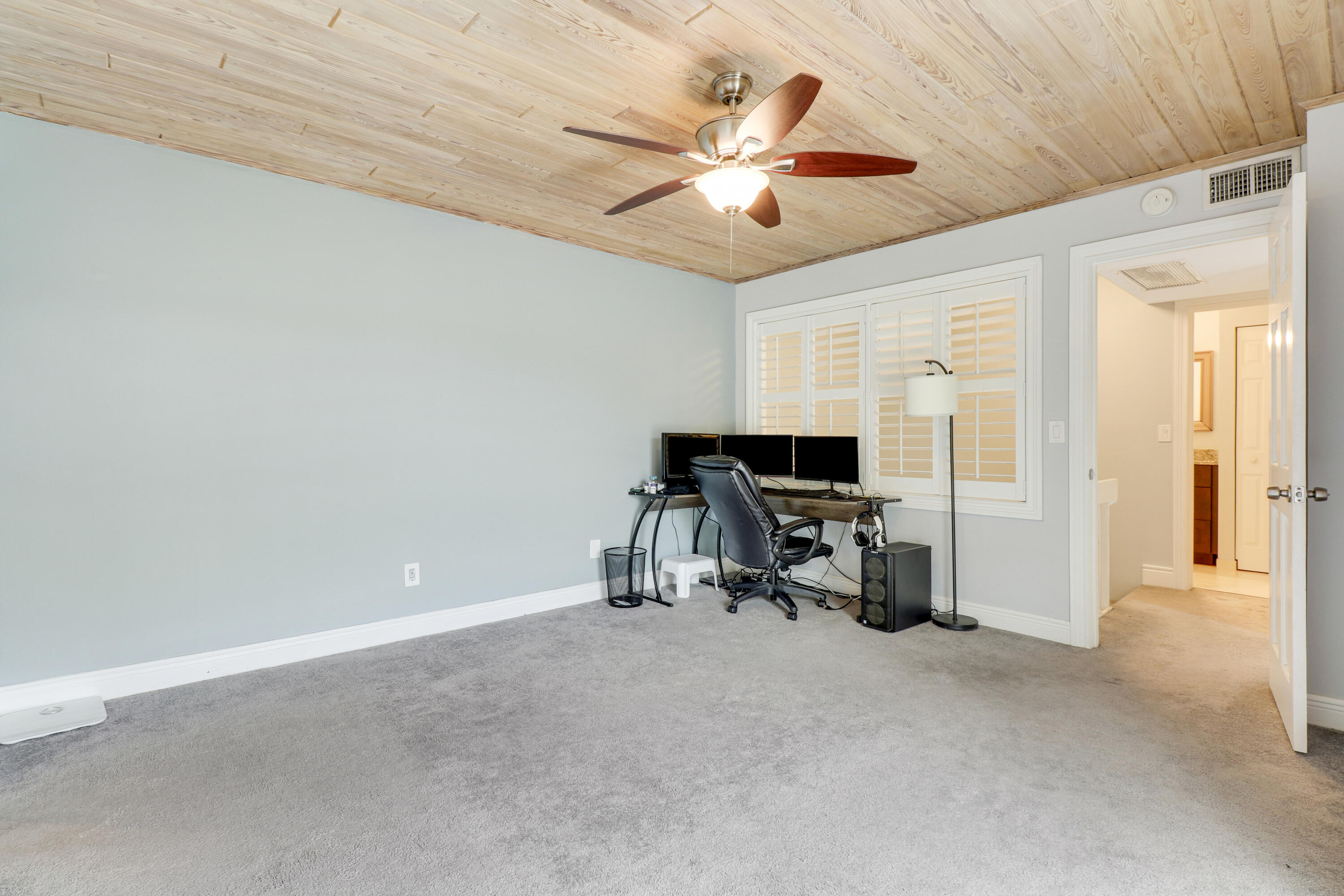 141 East Riverside Drive, Unit 9B Jupiter, FL 33469 - Photo 13 of 23 Master Bedroom