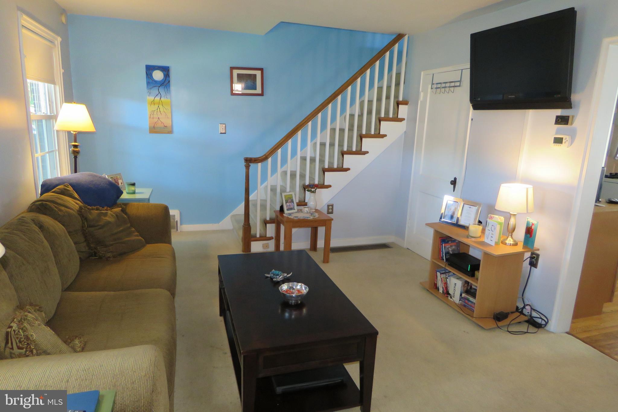 422 Sycamore Road Reading, PA 19611 - Photo 3 of 11