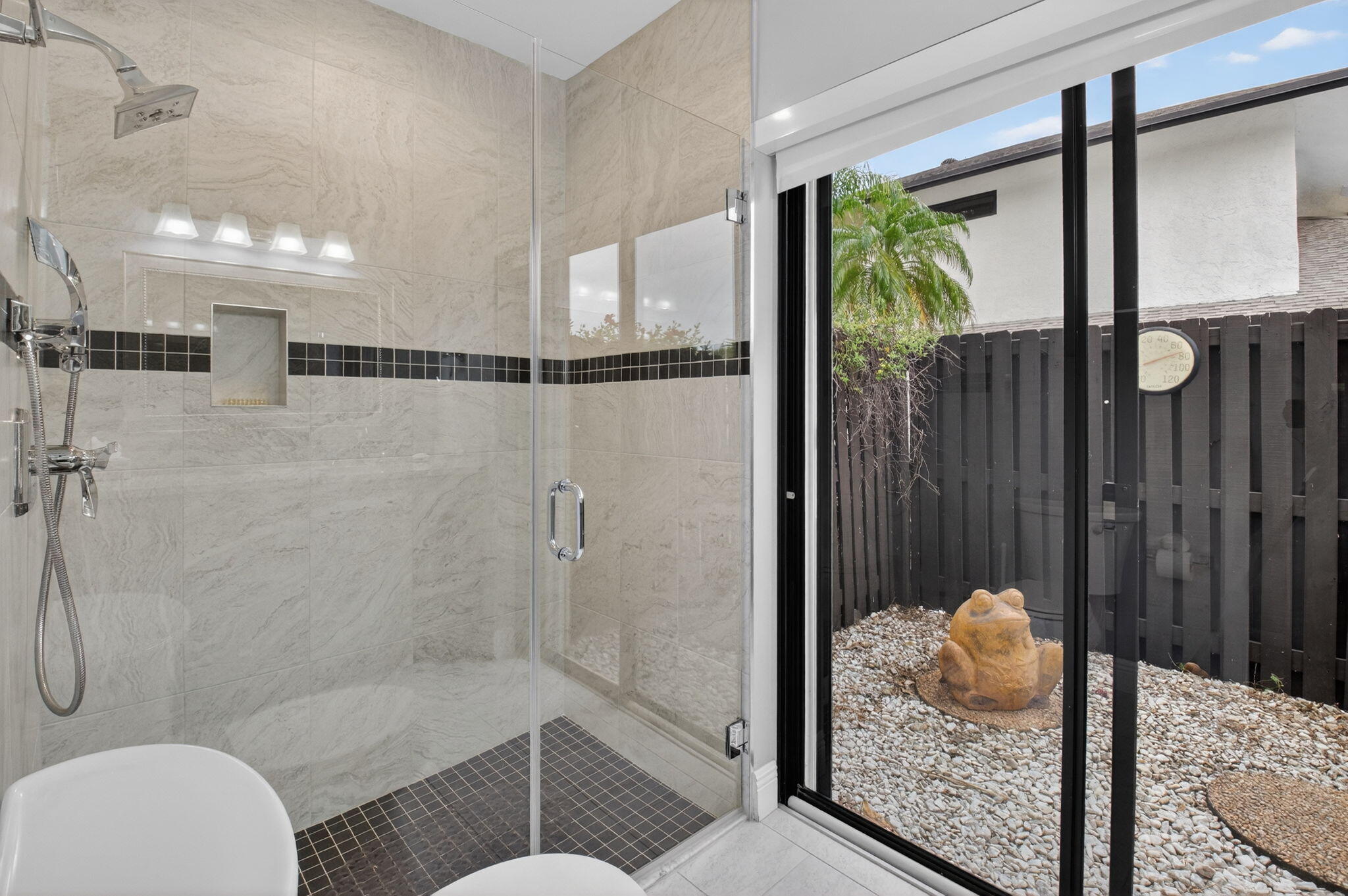 327 Southwest 29th Avenue Delray Beach, FL 33445 - Photo 22 of 42 50-web-or-mls-DSC_9057