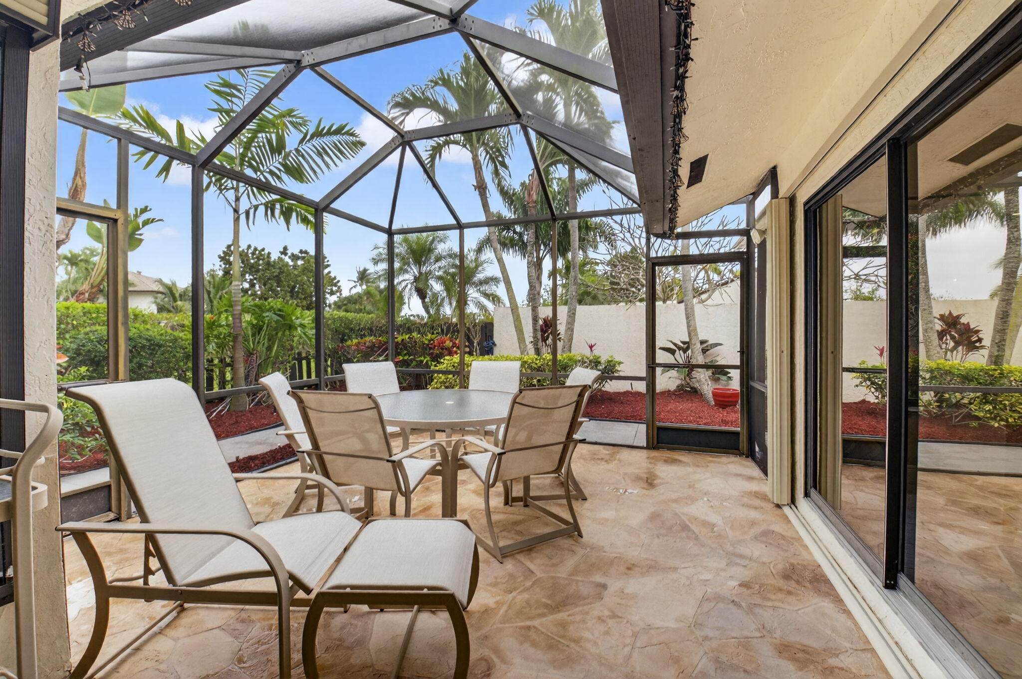 327 Southwest 29th Avenue Delray Beach, FL 33445 - Photo 26 of 42 23-web-or-mls-DSC_8913