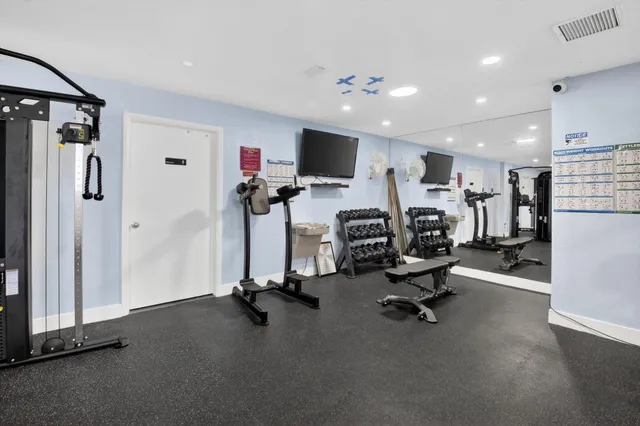 $4,500 | 327 Southwest 29th Avenue, Delray Beach, FL 33445