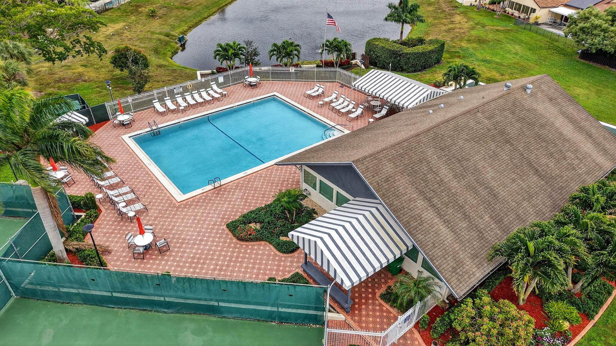 327 Southwest 29th Avenue Delray Beach, FL 33445 - Photo 35 of 42 94-web-or-mls-DJI_20260121132821_0124_D