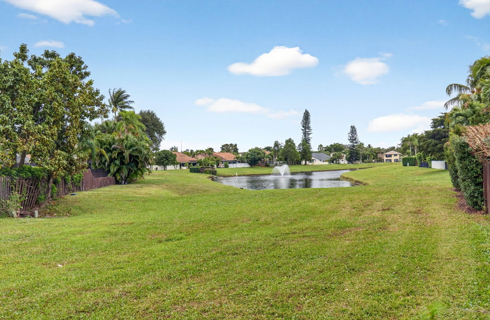 327 Southwest 29th Avenue Delray Beach, FL 33445 - Photo 6 of 42 19-web-or-mls-DSC_8893